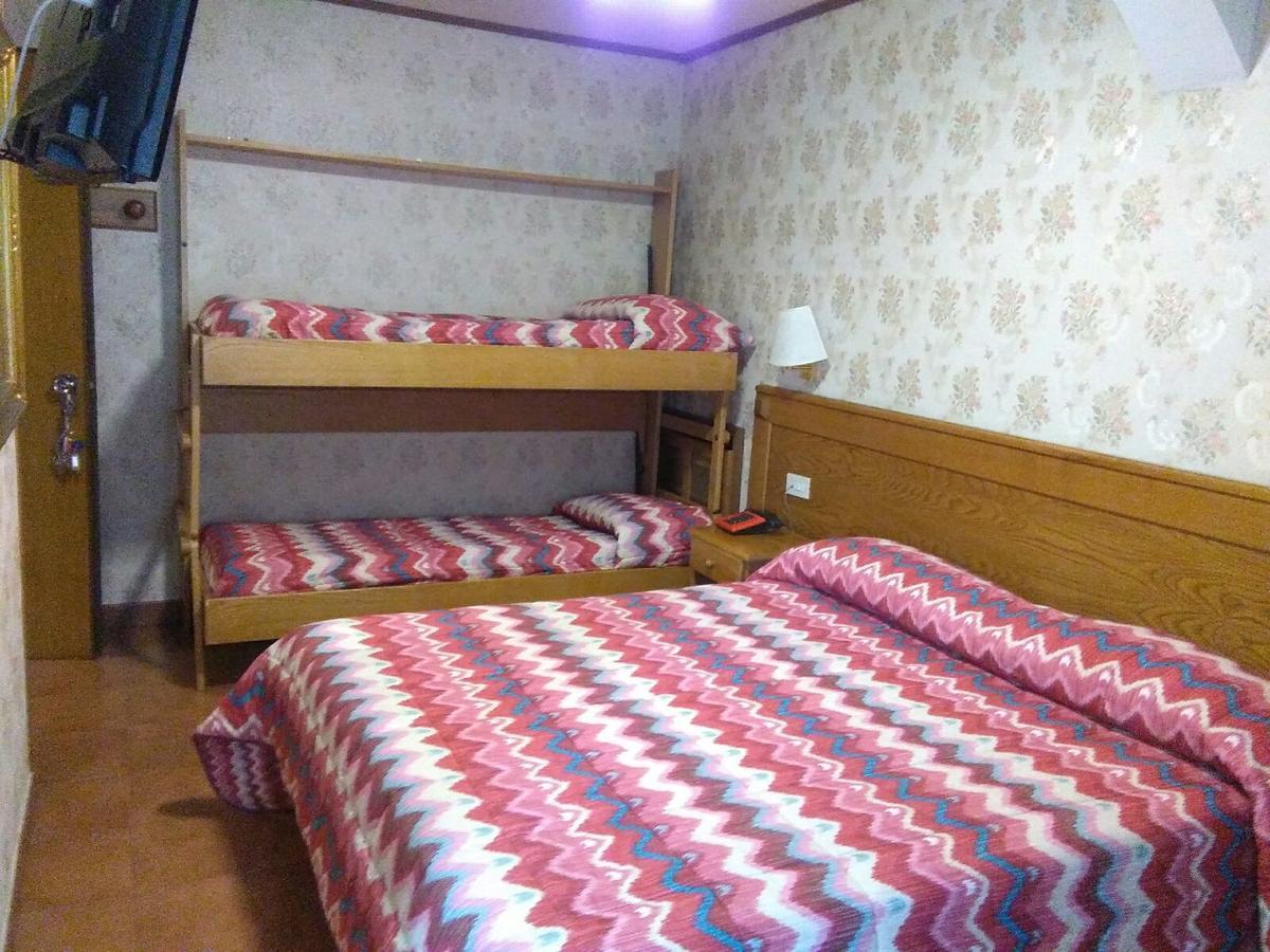 Hotel Sporting Roccaraso Buitenkant foto